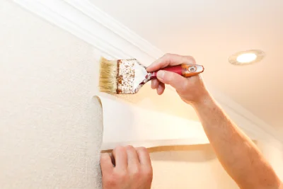 Pose de papier peint à Juziers — revêtements muraux et toiles de verre